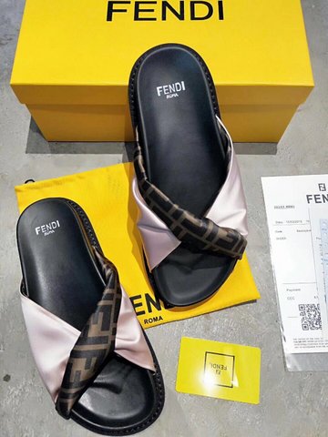 FENDI Shoes-15